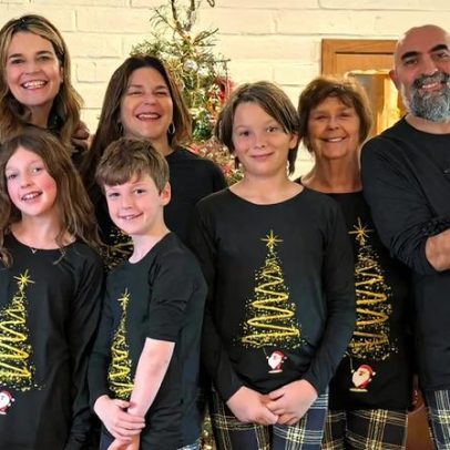 Mãe de Savannah Guthrie compartilha foto de família com Today antes de desaparecer