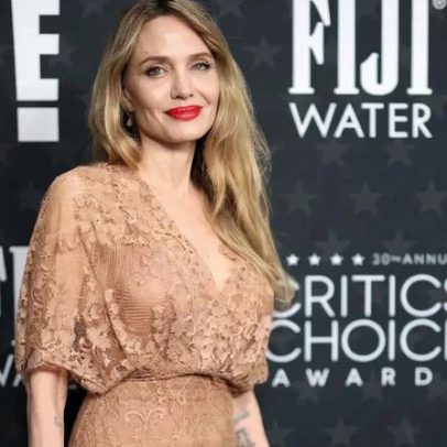 Angelina Jolie faz comentário raro sobre mastectomia bilateral