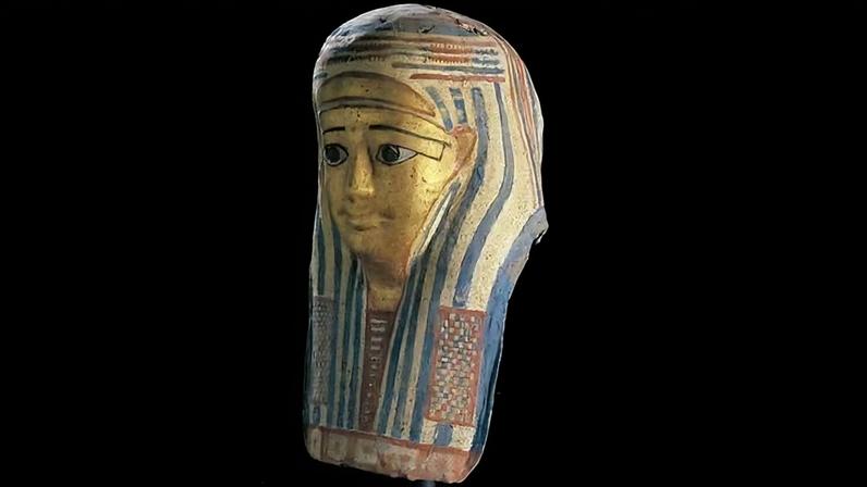 Queensland police have arrested a man over the alleged theft of several Egyptian artefacts from a Caboolture museum, including a mummy mask.