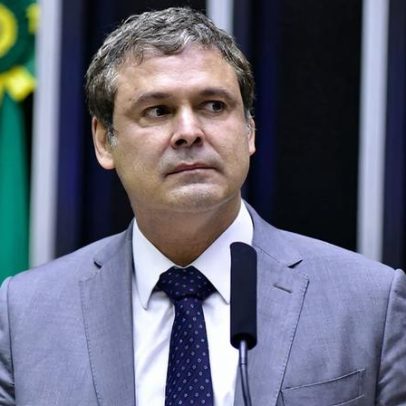Conselho de Ética analisa parecer sobre denúncia contra Lindbergh Farias