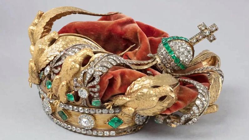 Fotogrfia da coroa da Imperatriz Eugênia.