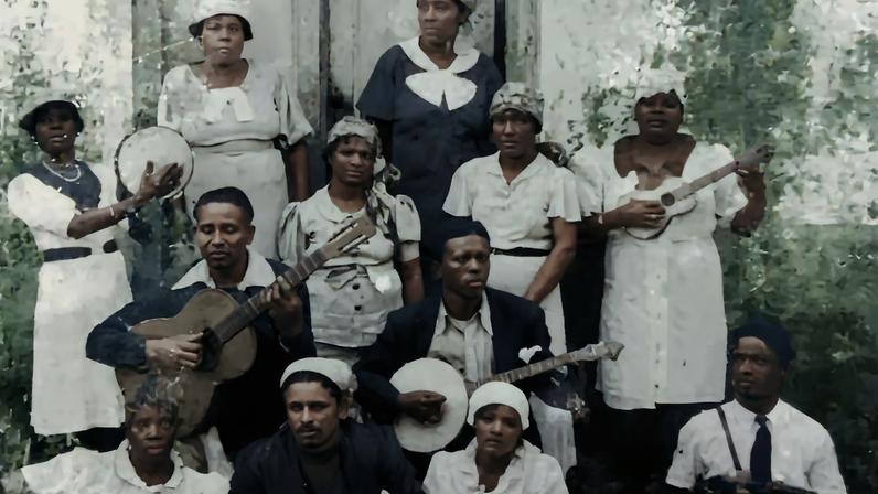 Grupo Carnavalesco Barra Funda, em 1915, logo após sua fundação, em Pirapora do Bom Jesus, local de peregrinação religiosa dos membros dos cordões paulistanos no início do século 20.