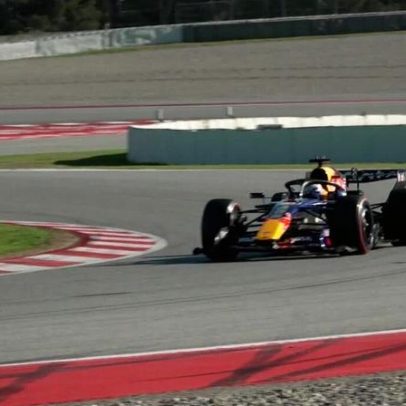 Verstappen avalia estreia da Ford com Red Bull: começo promissor