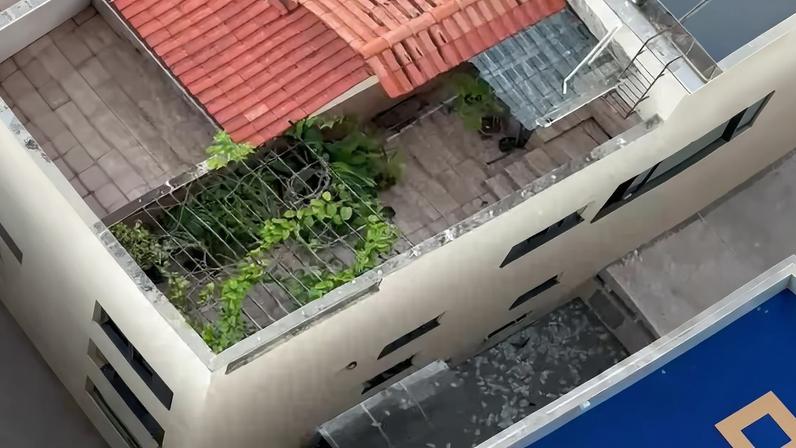 PF cumpre mandado de busca em SC e mala com dinheiro é arremessada pela janela