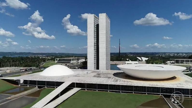 Ministro André Mendonça devolve à CPI do INSS acesso a informações do Caso Master