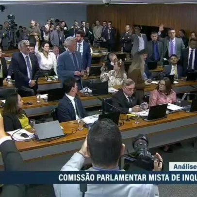 Parlamentares discutem durante CPI do INSS