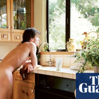 Larry Sultan fotografa vida doméstica americana: pais, sets pornô e Bob'sBigBoy
