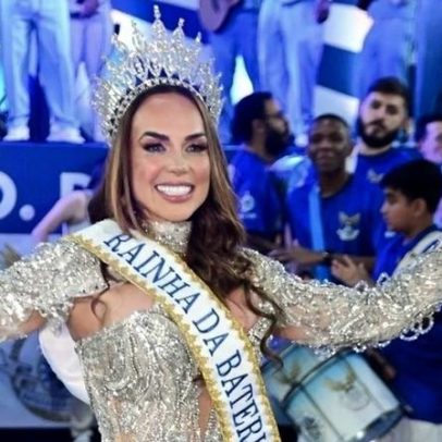 Renata Spallicci é a rainha de bateria da Águia de Ouro no Carnaval 2026