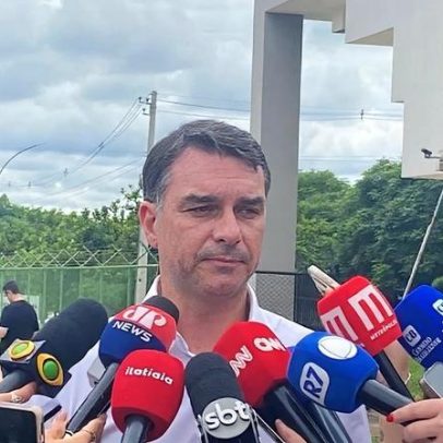 Flávio Bolsonaro se firma como nome do bolsonarismo no segundo turno contra Lula