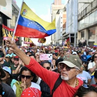 Protestos se intensificam após queda de Maduro na Venezuela