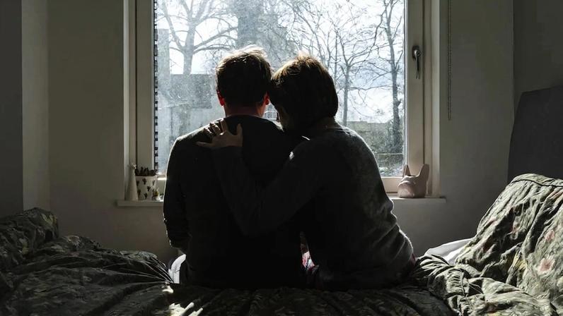 Orientações espirituais para ajudar cônjuges que enfrentam depressão.