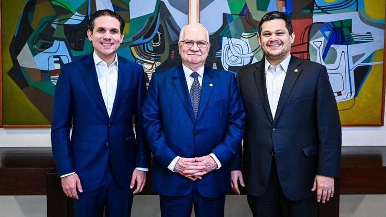 10.nov.2025 - Hugo Motta, Edson Fachin e Davi Alcolumbre se reúnem nesta manhã