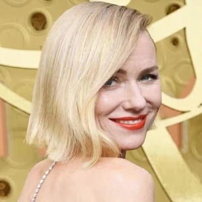 Naomi Watts fala sobre envelhecer sem plásticas e aceitar idade