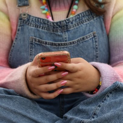 Países adotam medidas para regular acesso de crianças às redes sociais