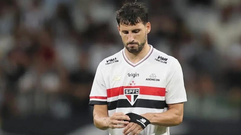 Calleri retornou aos gramados nesta temporada (Foto: Gilson Lobo/Agif/Gazeta Press)