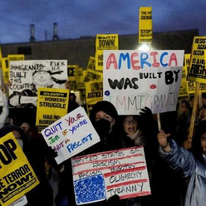 ONG alerta autoritarismo em 100 países associando Trump