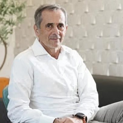 Evertec compra Dimensa por 950 milhões de reais