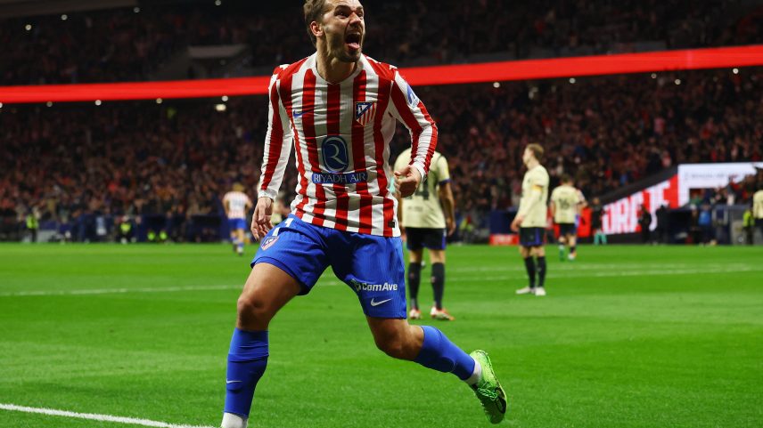 Griezmann - Atlético de Madrid x Barcelona - Copa do Rei — Foto: REUTERS/Albert Gea