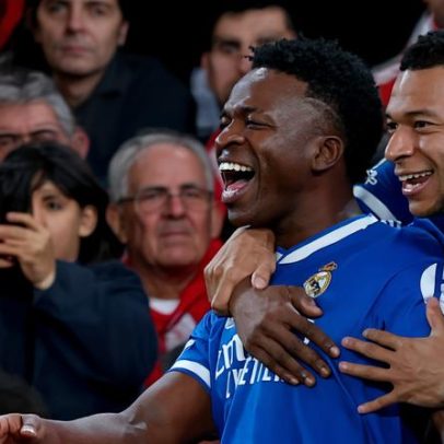 Mbappé defende Vini Jr. após denúncia de racismo em vitória do Real
