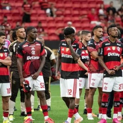 Torcida do Flamengo aponta culpado pelo vice ao Corinthians
