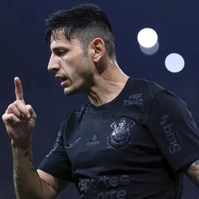 Corinthians retoma negociações para permanência de Angileri