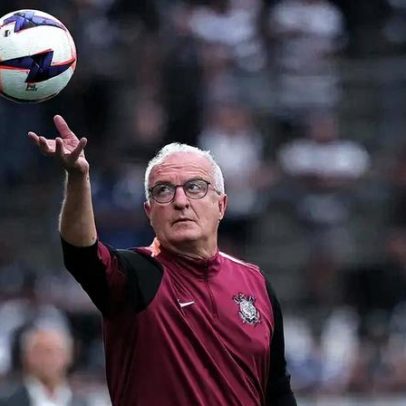 Corinthians entra em campo com novidades contra Capivariano