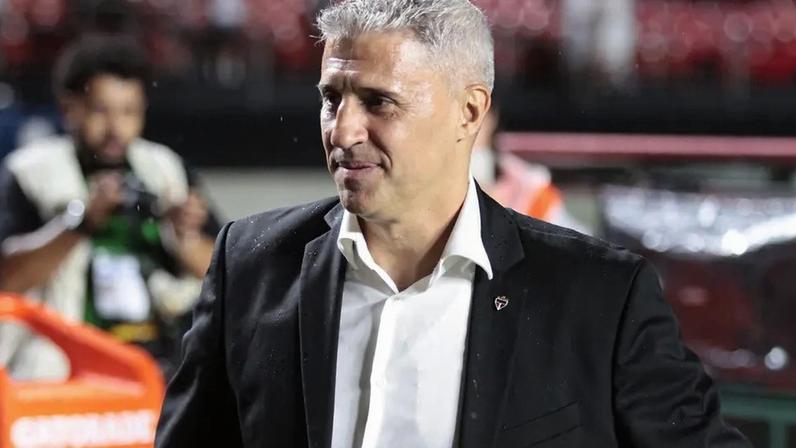 Crespo técnico do São Paulo (Foto: Renato Padalka/Ekobanpress/Gazeta Press)