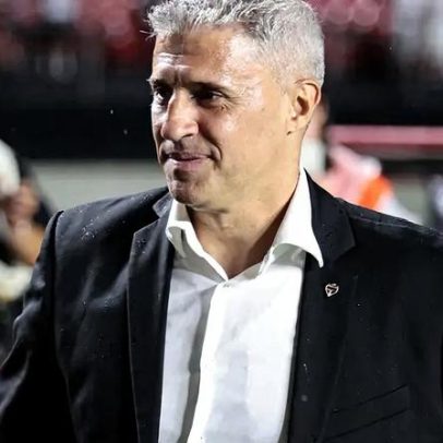 Crespo celebra vitória do São Paulo e critica calendário da FPF