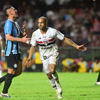 São Paulo vence Grêmio e assume liderança do Brasileirão