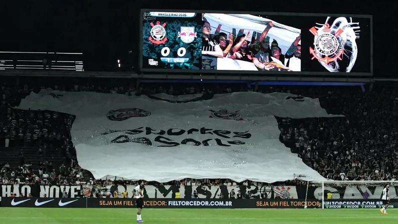 Jogador marcou presença na vitória do Corinthians (Foto: Peter Leone/O Fotografico/Gazeta Press)