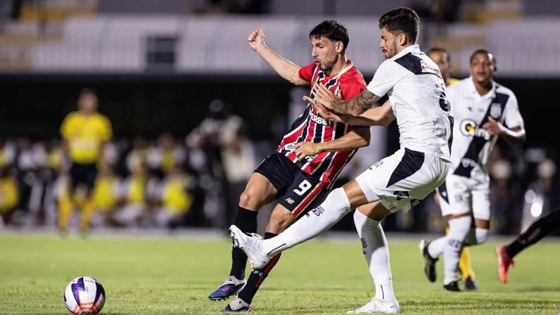 Tricolor enfrenta o Bragantino na próxima fase (Foto: Victor Froes/Agência F8/Gazeta Press)