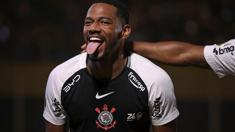 André foi decisivo na vitória do Corinthians (Foto: Fabio Giannelli/ Agif/Gazeta Press)