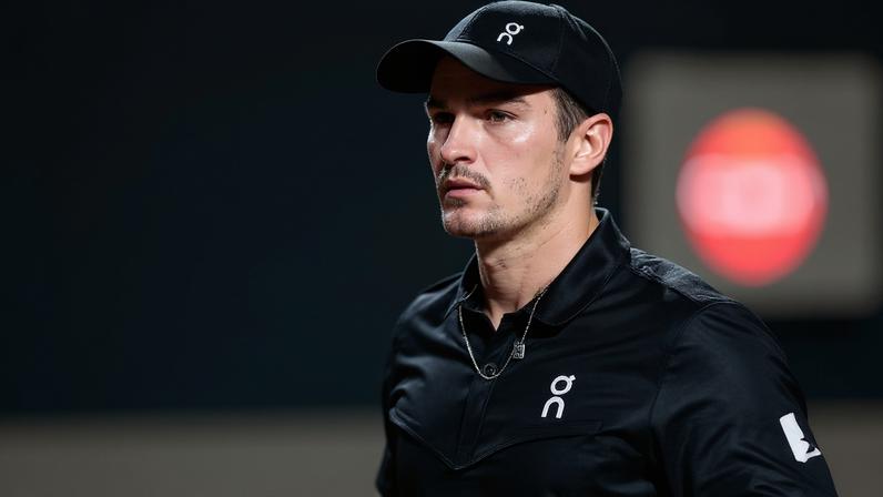 João Fonseca foi eliminado no Rio Open (Foto: Marcello Zambrana/ Agif/Gazeta Press)