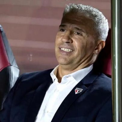 Crespo exalta classificação do São Paulo e destaca união do elenco