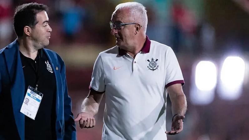 Dorival Júnior, treinador, e Marcelo Paz, executivo de futebol do Corinthians (Foto: Wanderson Oliveira/PxImages/GazetaPress)