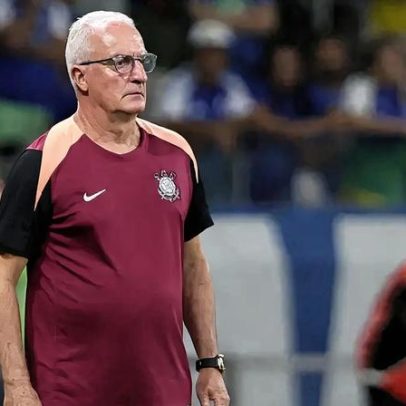 Dorival critica sequência de jogos e ironiza agenda da FPF