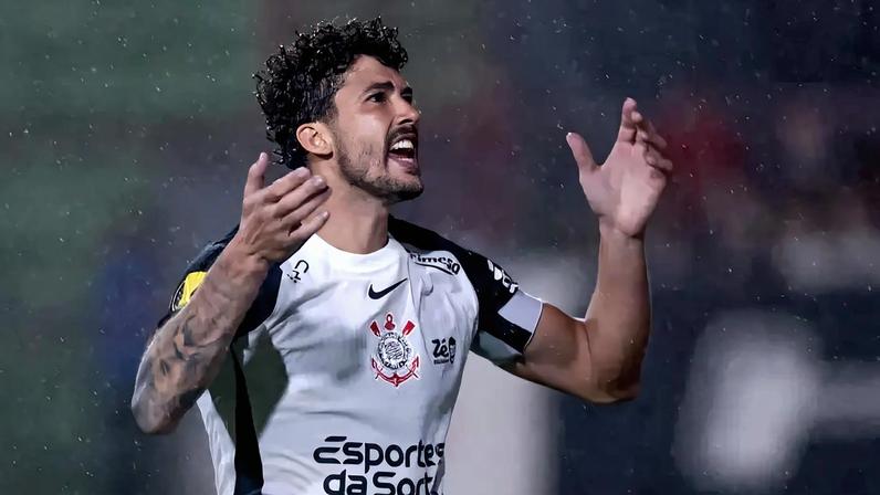 Gustavo Henrique lamentou eliminação do Corinthians (Foto: Marcello Zambrana/Agif/Gazeta Press)