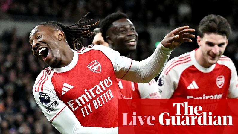 Eberechi Eze of Arsenal celebrates scoring his team's third goal.