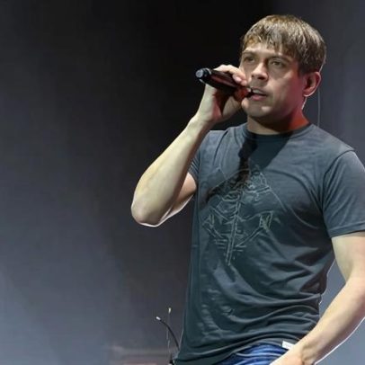 Brad Arnold, vocalista da 3 Doors Down, morre aos 47 anos
