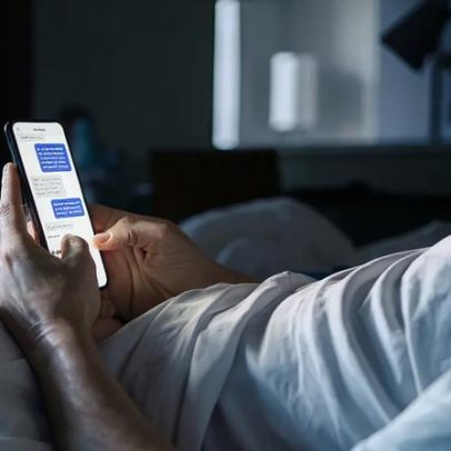 Procrastinação vingativa do sono faz dormir tarde virar hábito