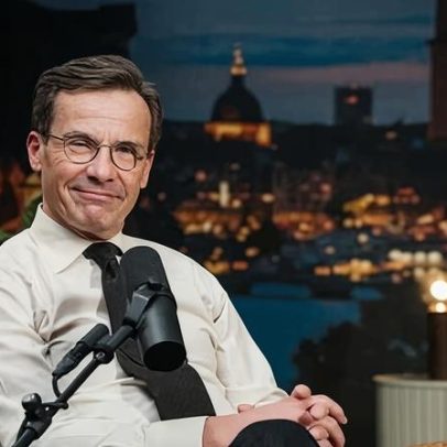 O novo podcast do premiê sueco pode influenciar a eleição deste ano