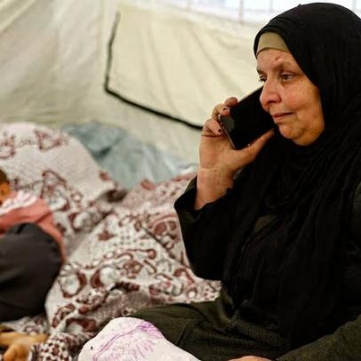 Mulheres palestinas relatam jornada de horror ao retornar a Gaza