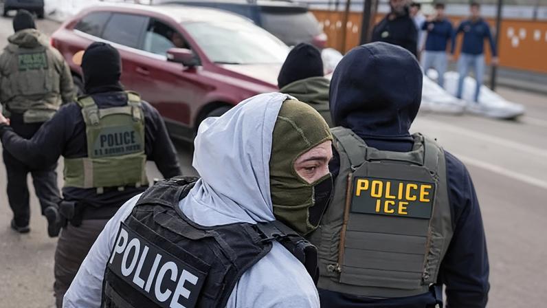 Federal agents in Minneapolis earlier this month.