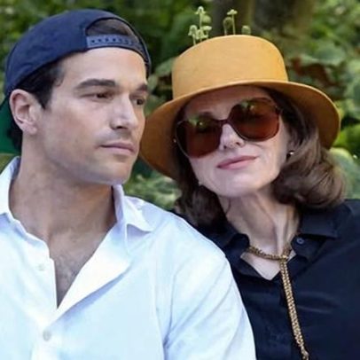 O que o boné virado de JFK Jr. sinaliza hoje