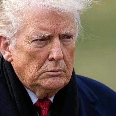 Trump compartilha vídeo com retrato racista dos Obamas, gera repercussão