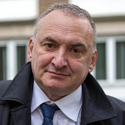 Ex-secretário de gabinete condena demissão de Chris Wormald por Starmer como desleixada