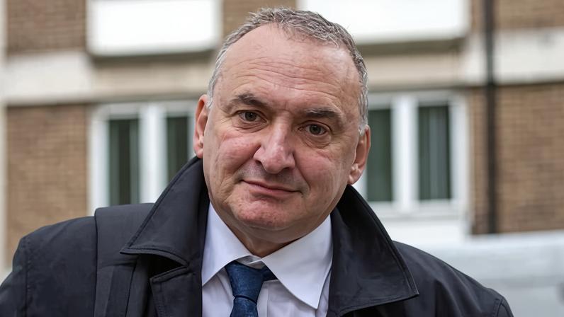 Former cabinet secretary Chris Wormald.