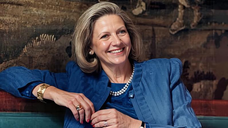 Anna Murdoch-Mann was married to Rupert Murdoch for 31 years and together they had three children.