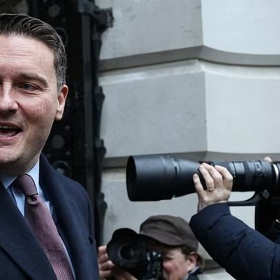 Ministros avisados para não copiar divulgação de mensagens de Wes Streeting com Mandelson