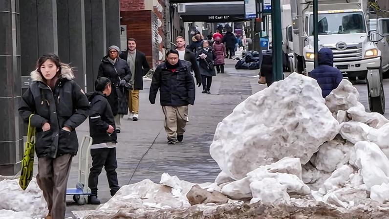 Unmelted snow mound in midtown Manhattan on 10 February.
